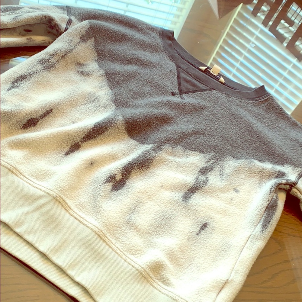 AE ombré reverse sweatshirt